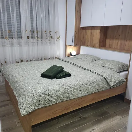 Stan Na Dan Apartment *