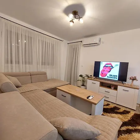 Apartment Stan Na Dan *