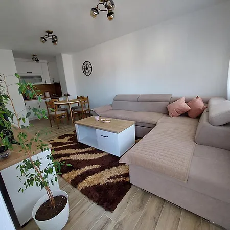 Aurora Appartement *